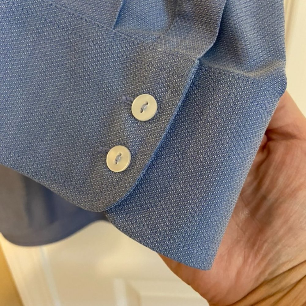 Liz Claiborne - Blue Textured Button Down - Non-Iron - 20W - 3/4 Sleeve - Picture 2 of 6